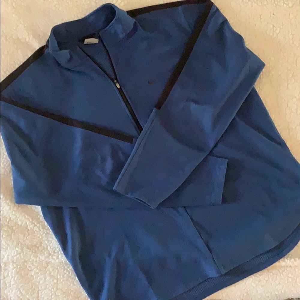 Nike Dri Fit Long sleeve pull over